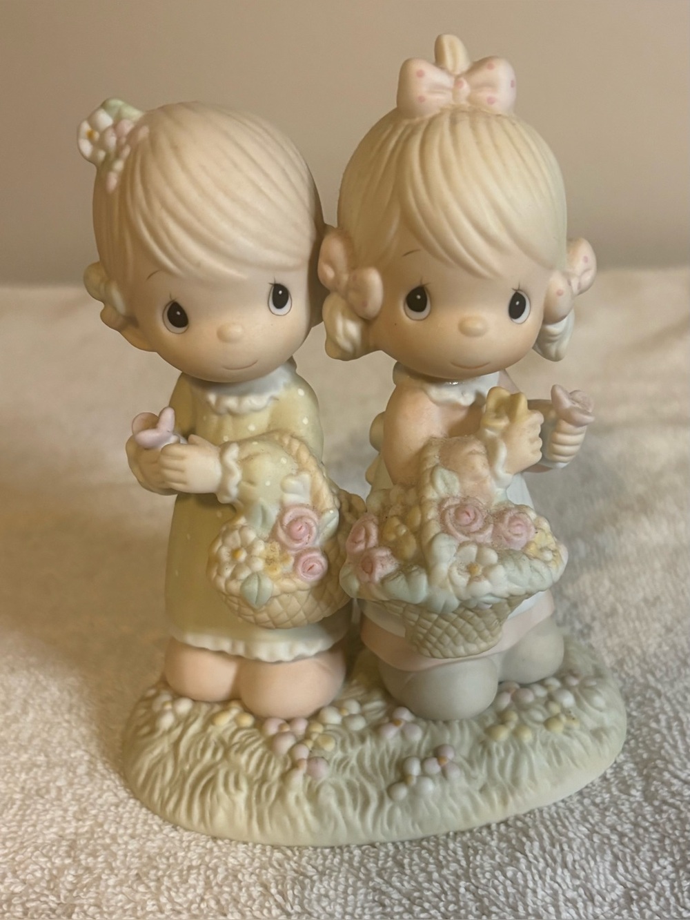 VTG Retired 1985 Precious Moments "To My Forever Friend" Figurine # 10072